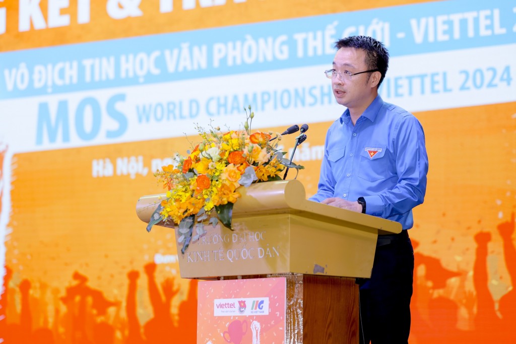 4 bạn trẻ Hà Nội giành giải Nhất “Vô địch tin học văn phòng”