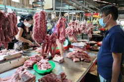 Phó Thủ tướng yêu cầu thực hiện ngay các biện pháp bình ổn giá thịt lợn