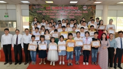 Vedan Việt Nam khen thưởng hơn 700 cháu học tập tốt
