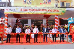 "Đời vui, sáo bay gọi bầy - về miền Tây, HDBank bén duyên Hậu Giang"