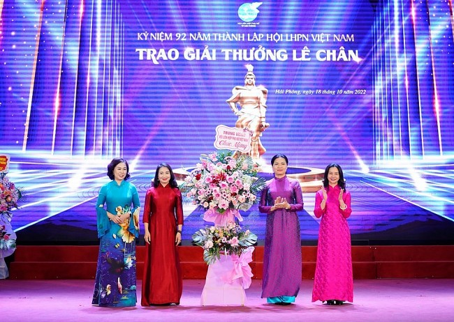 Hải Phòng: Trao Giải thưởng Lê Chân cho các gương mặt phụ nữ tiêu biểu