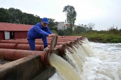 Hà Nội chú trọng khắc phục khó khăn về nguồn nước sản xuất