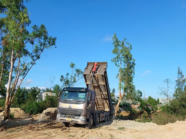 Quảng Nam: Công ty Sài Gòn  - Thành Đạt "chơi chiêu" cố tình san ủi đất của dân làm mất hiện trạng