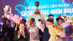 Sôi động Chung khảo Liên hoan các ban, nhóm nhạc học sinh THPT Hà Nội 2023