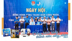 Sôi nổi ngày hội "Đồng hành cùng thanh niên công nhân"