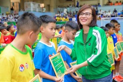 Nestlé MILO trao tặng 16 suất học bổng “Có chí thì nên”