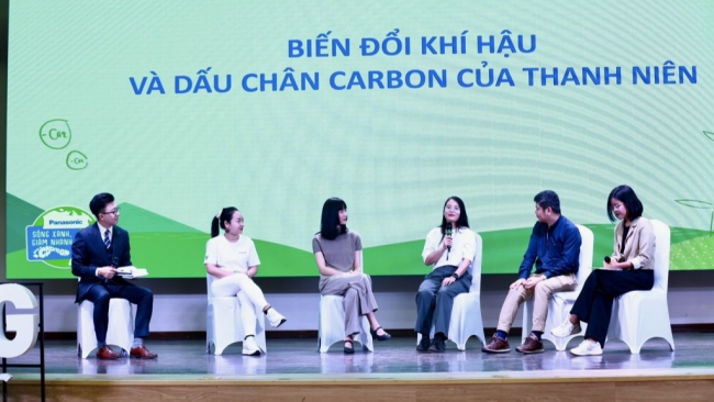 Truyền thông điệp "Sống xanh giảm nhanh carbon" trong giới trẻ