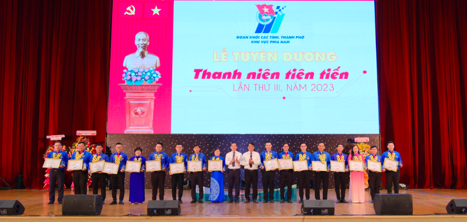 57 thanh niên được tuyên dương thanh niên tiên tiến