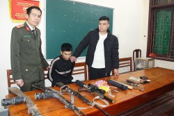 Quỳ Châu (Nghệ An): Bắt đối tượng buôn ma túy có vũ khí “nóng”