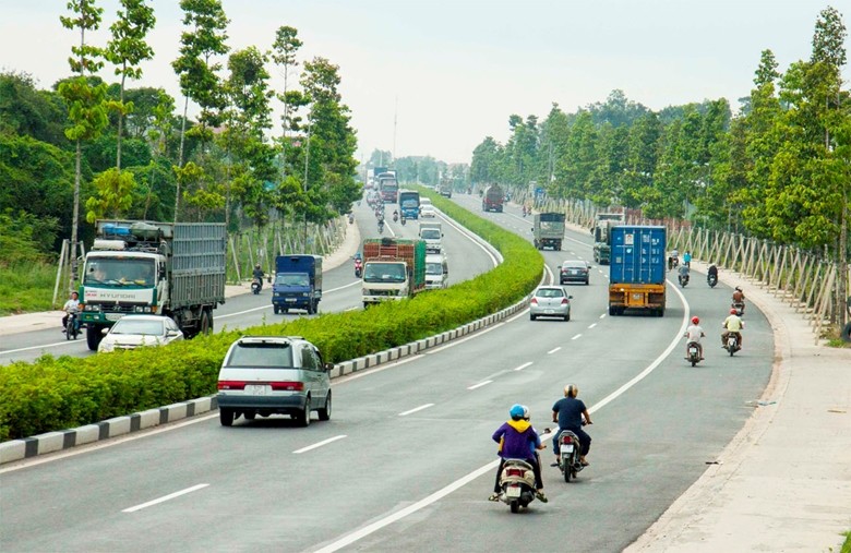 Công an Bình Dương kêu gọi toàn dân phòng ngừa tai nạn giao thông