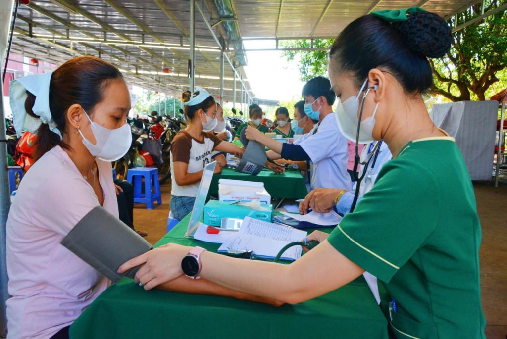 Đắk Lắk: Hơn 2 tỷ đồng chăm lo cho người lao động khó khăn