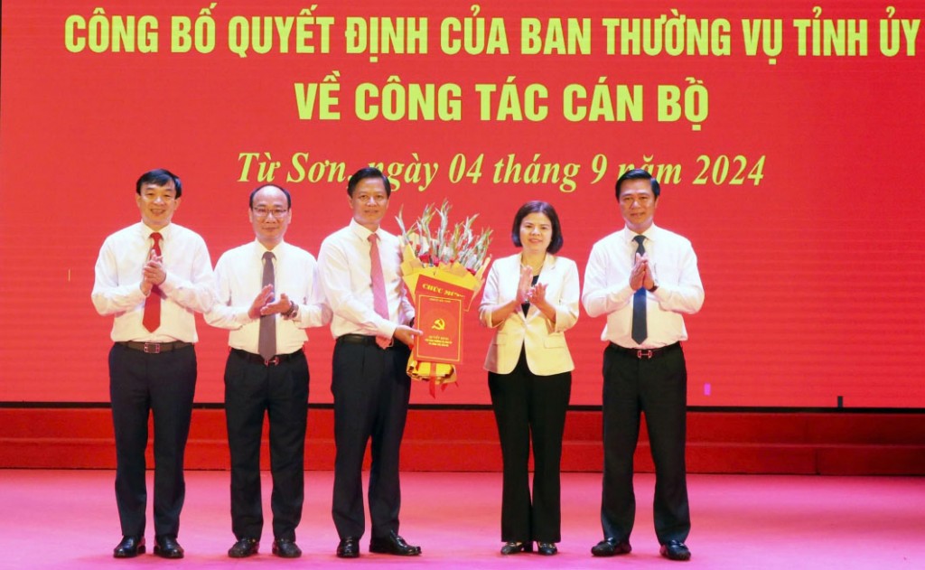 Ông Lưu Đình Thực giữ chức Bí thư Thành ủy thành phố Từ Sơn