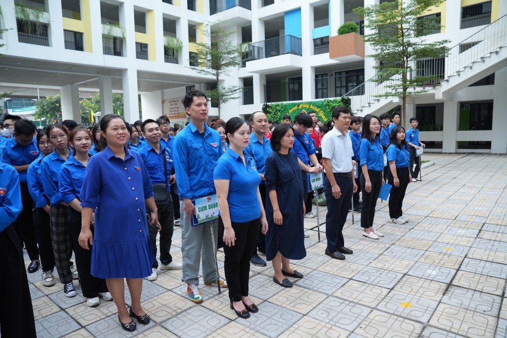 Tuổi trẻ Đống Đa chung sức tái thiết thành phố sau bão