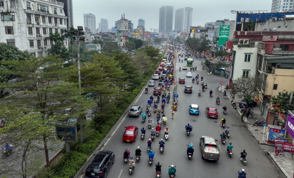 Hà Nội đêm không mưa, sáng sớm có nơi có sương mù, ngày nắng