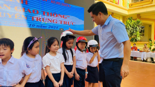 Trường Tiểu học Nguyễn Trung Trực ra mắt “Cổng trường an toàn giao thông”