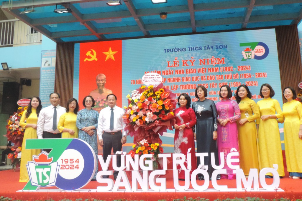 Trường THCS Tây Sơn - hành trình 70 mùa xuân vươn mình tỏa sáng