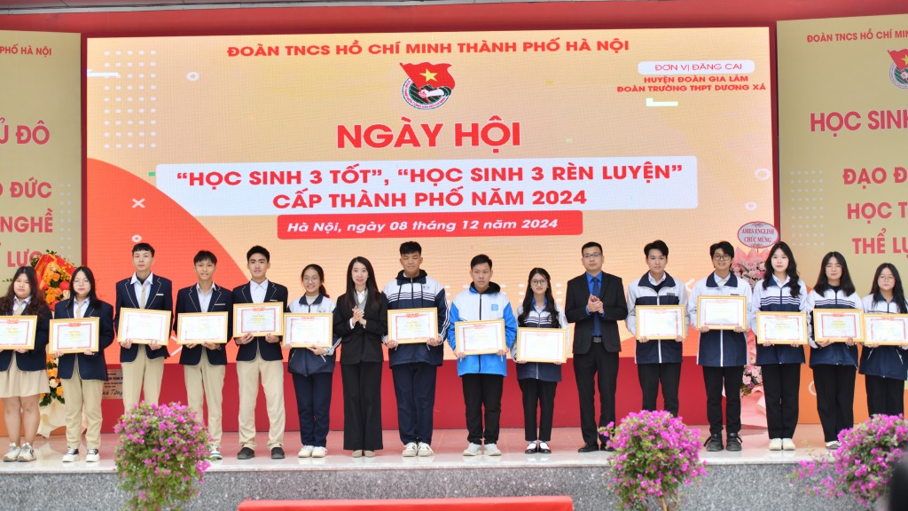 1.300 học sinh hào hứng tham gia ngày hội “3 tốt, 3 rèn luyện”