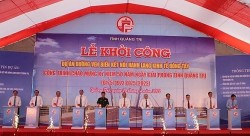 Chủ tịch nước Nguyễn Xuân Phúc dự lễ khởi công đường ven biển hơn 2.000 tỷ ở Quảng Trị