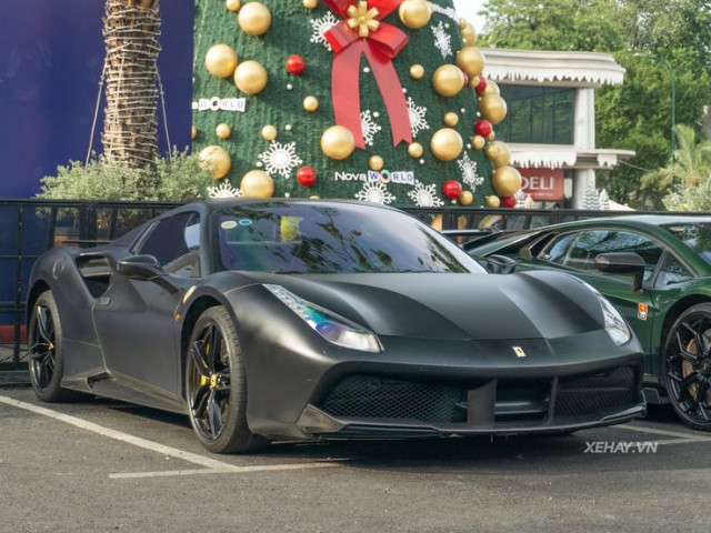 "Trùm" chuỗi nhà thuốc Pharmacity "chốt hạ" năm 2021 bằng việc tậu thêm Ferrari 488 Spider