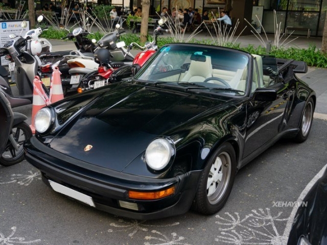 "Chạm mặt" Porsche 930 Turbo Cabriolet duy nhất tại Việt Nam: Hơn 30 tuổi và vô cùng giá trị