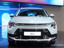 Kia Niro 2022 chính thức chốt giá, khởi điểm từ 507 triệu VNĐ