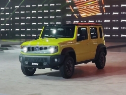 Suzuki Jimny bổ sung phiên bản 5 cửa với kích thước lớn hơn