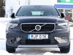 Volvo XC40 2023 chuẩn bị trình làng, “phả hơi nóng” lên Mercedes-Benz GLA và BMW X1