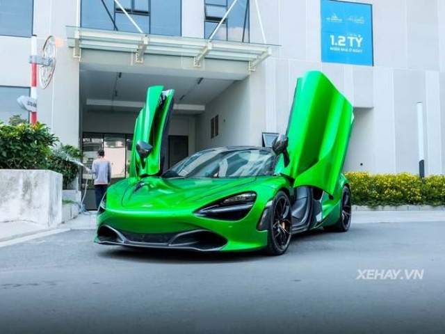 McLaren 720S Spider màu đen độc nhất Việt Nam "lột xác" với màu xanh lá tươi sáng