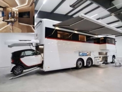 Khám phá motorhome “tuyệt vời nhất thế giới”