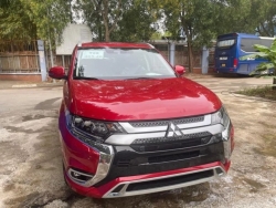 Mitsubishi Outlander 2022 nâng cấp nhận cọc tại Việt Nam, giá bán từ 825 triệu VNĐ