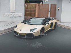 Chiêm ngưỡng Lamborghini Aventador trong dàn áo màu vàng nhám siêu hiếm tại Việt Nam