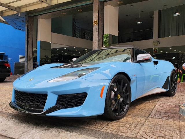 Cận cảnh Lotus Evora GT duy nhất tại Việt Nam