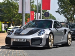 Chiêm ngưỡng siêu phẩm Porsche 911 GT2 RS với gói nâng cấp đắt đỏ bậc nhất Việt Nam