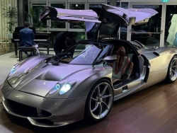 Tuyệt phẩm Pagani Huayra Codalunga thứ 2 được bàn giao tới tay khách hàng