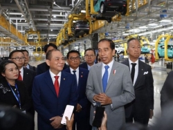 Tổng thống Joko Widodo ủng hộ VinFast sản xuất xe điện tại Indonesia