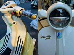 Vespa 946 Christian Dior tại Việt Nam được rao bán lên đến 2 tỷ VNĐ