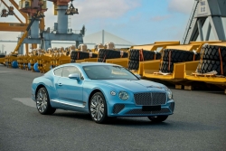 Chiêm ngưỡng Bentley Continental GT V8 Mulliner đầu tiên tại Việt Nam