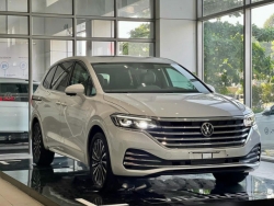 Volkswagen Viloran và Teramont X bất ngờ tăng giá tại Việt Nam