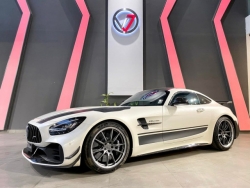 Chiêm ngưỡng Mercedes-AMG GT R Pro "bằng xương bằng thịt" thứ 2 tại Việt Nam