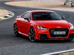 Audi Việt Nam triệu hồi 51 xe Audi TT vì lỗi túi khí trên vô lăng