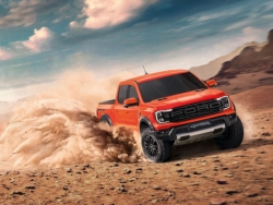 Ford Ranger Raptor mới chính thức “chào sân” Việt Nam: Trang bị động cơ Turbo Diesel, giá từ 1,299 - 1,306 tỷ đồng