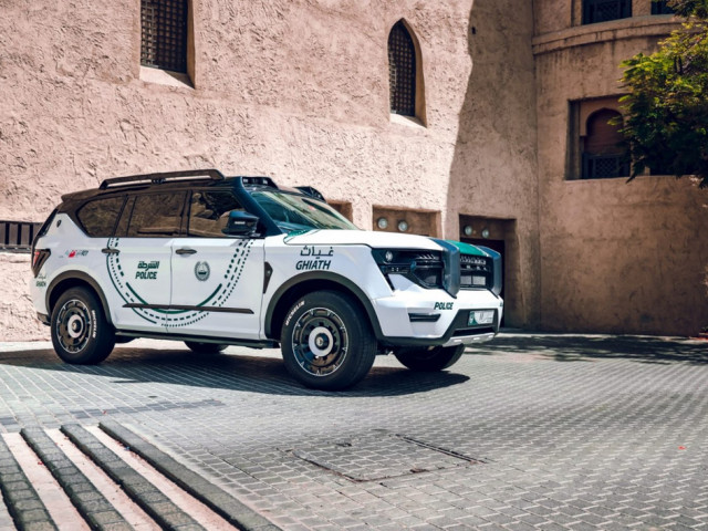 Chiêm ngưỡng Ghiath Smart Patrol: Siêu xe truy bắt tội phạm của cảnh sát Dubai