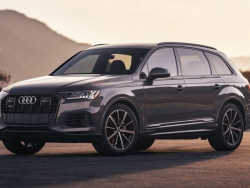 Audi Q7 2024 cập bến Việt Nam, giá bán từ 3,4 tỷ đồng