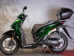 Honda SH Vetro phiên bản giới hạn nhập Ý đã về Việt Nam