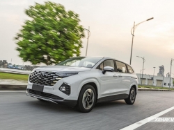 Hyundai Custin được ưu đãi lên đến 40 triệu đồng tại đại lý