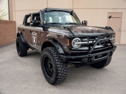 Ford Bronco trở nên hầm hố và off-road tốt hơn nhờ bodykit độc đáo của "lò độ" Mỹ