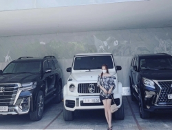 Không chỉ sở hữu Mercedes-AMG G63 40th Years Of Legend, đại gia Nghệ An còn có cả một bộ sưu tập xe biển VIP