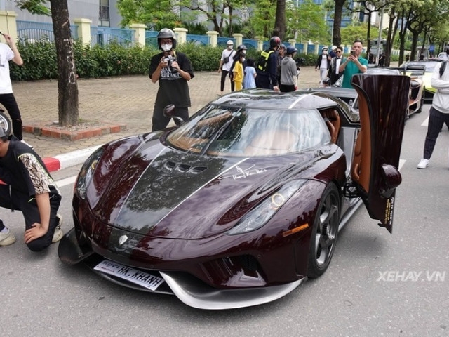 Hà Nội: Cận cảnh siêu phẩm Koenigsegg Regera trị giá hàng trăm tỷ đồng của đại gia Hoàng Kim Khánh