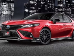 Toyota Camry sẽ có thêm phiên bản thể thao hiệu suất cao?