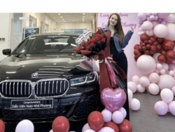 Diễn viên Trường Giang mua BMW 520i M Sport hơn 3 tỷ làm quà tặng sinh nhật vợ